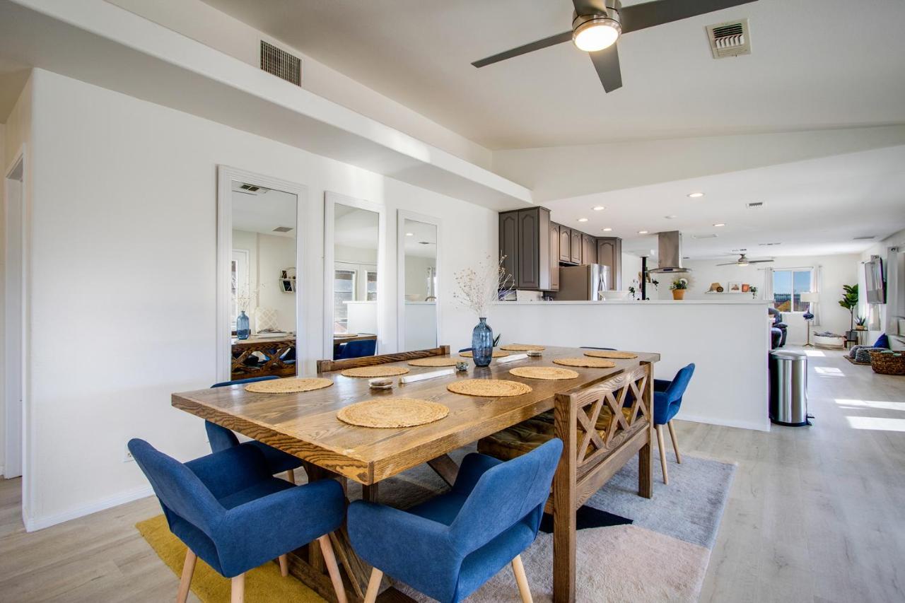 Sapphire Haven + Casita! Pool + Spa + Movie Theatre + 10 Min To Monument! Joshua Tree Zewnętrze zdjęcie