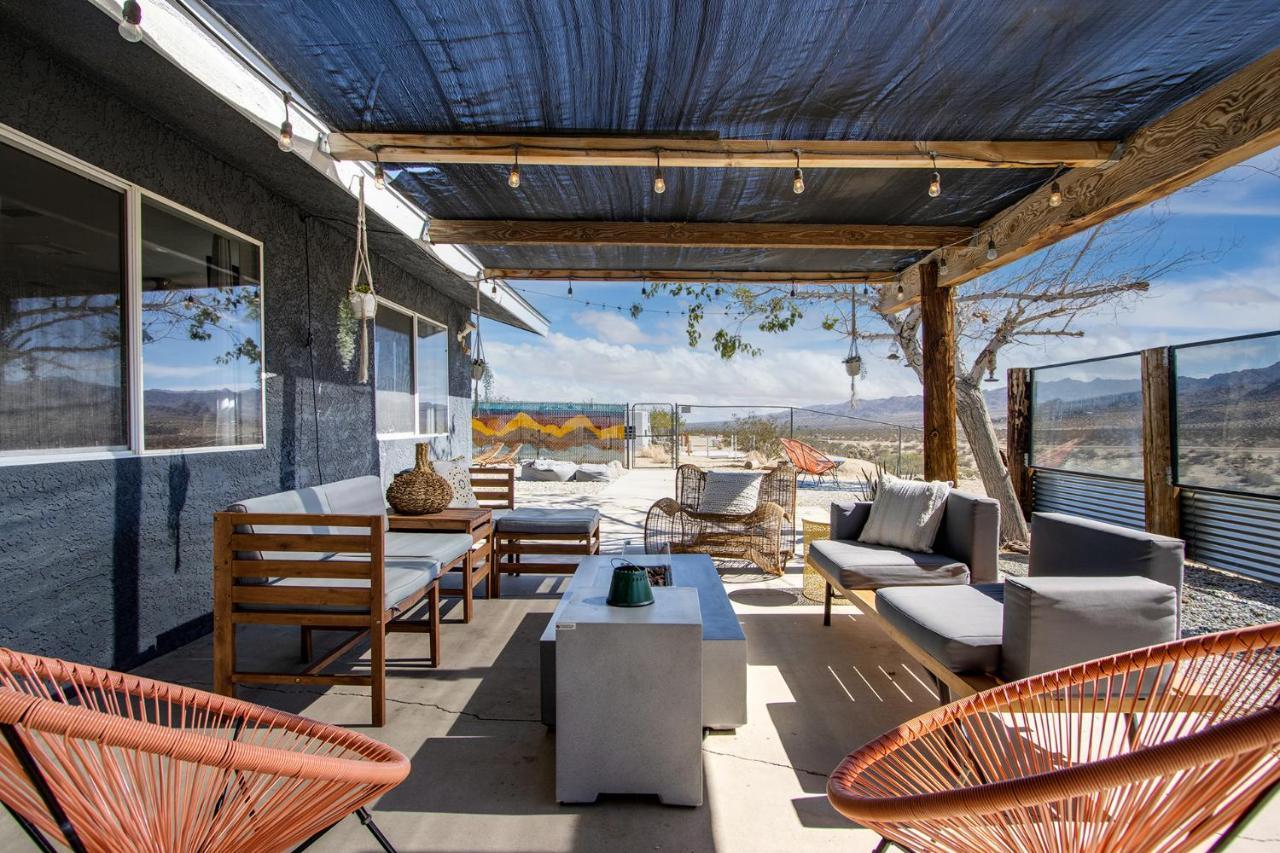 Sapphire Haven + Casita! Pool + Spa + Movie Theatre + 10 Min To Monument! Joshua Tree Zewnętrze zdjęcie