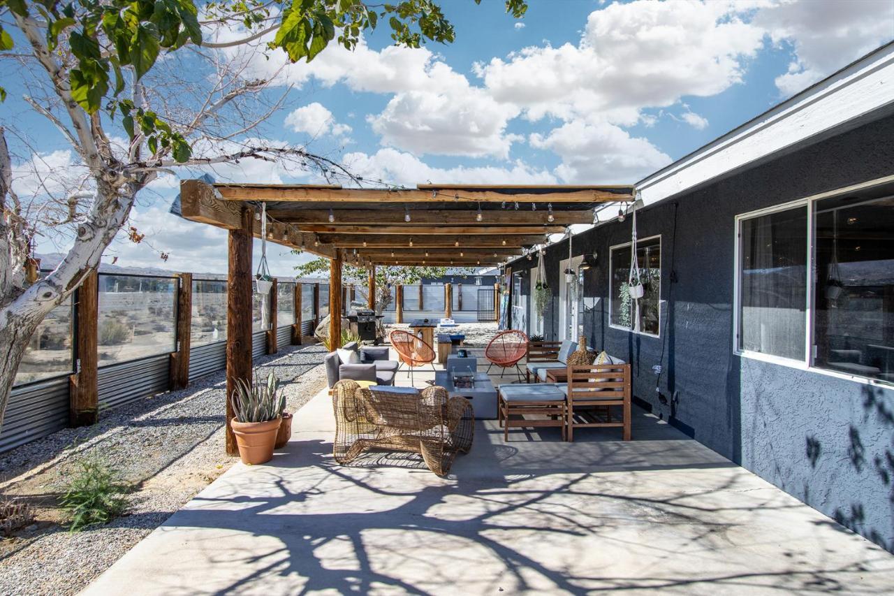 Sapphire Haven + Casita! Pool + Spa + Movie Theatre + 10 Min To Monument! Joshua Tree Zewnętrze zdjęcie
