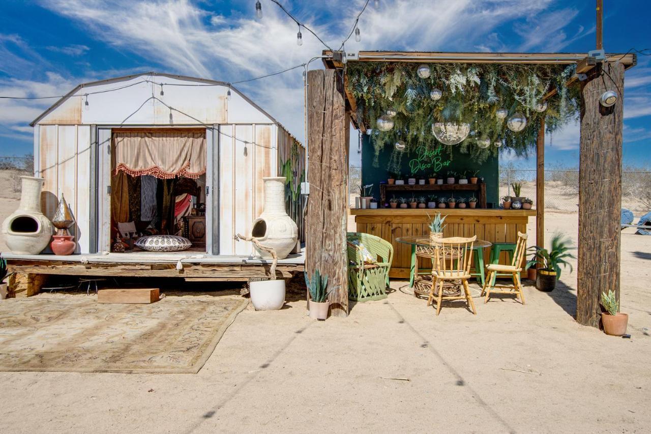 Sapphire Haven + Casita! Pool + Spa + Movie Theatre + 10 Min To Monument! Joshua Tree Zewnętrze zdjęcie