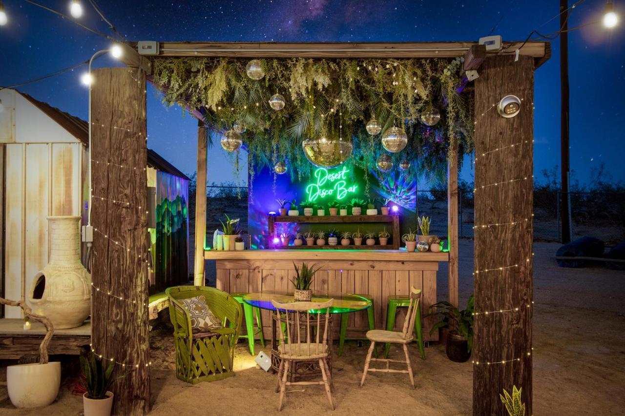 Sapphire Haven + Casita! Pool + Spa + Movie Theatre + 10 Min To Monument! Joshua Tree Zewnętrze zdjęcie