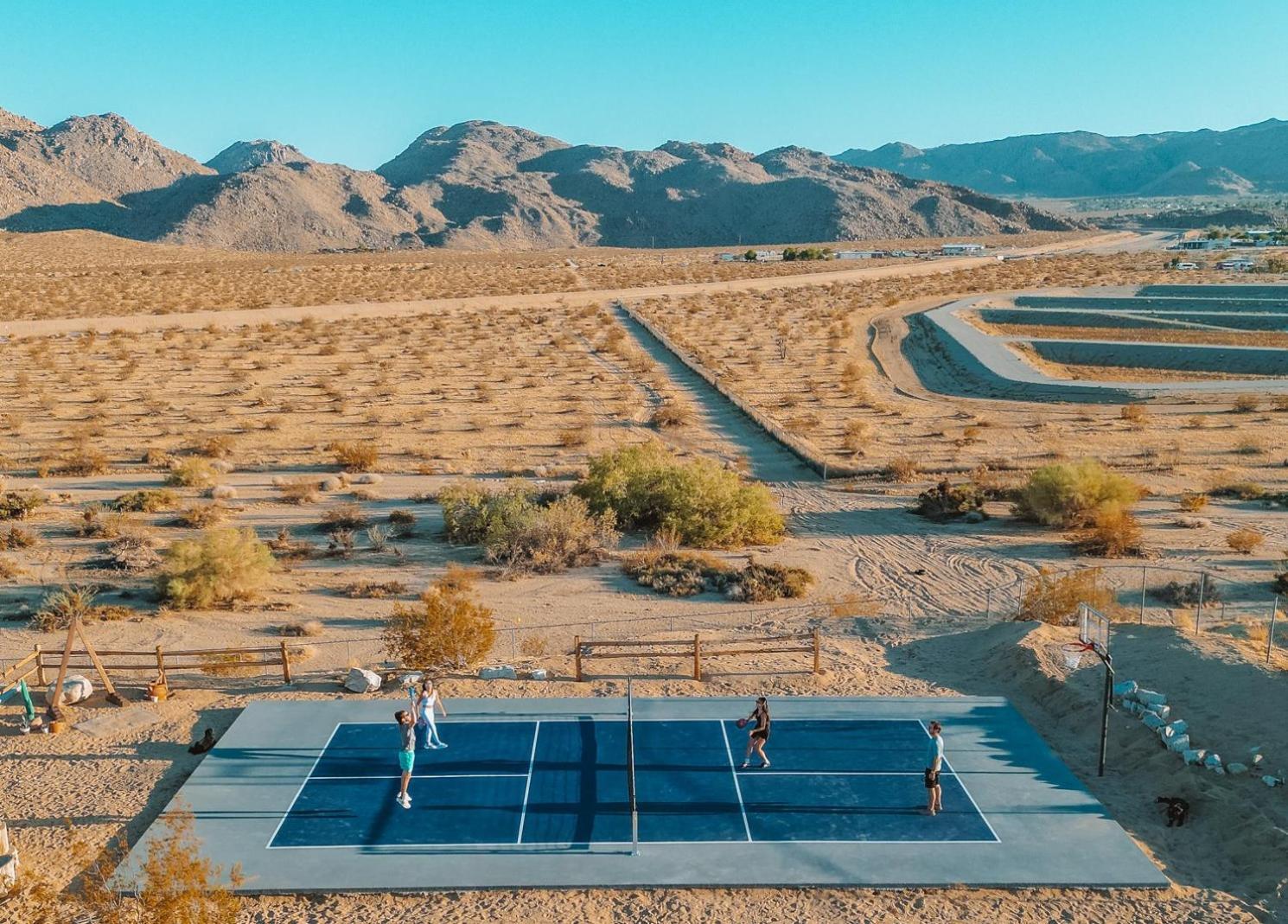 Sapphire Haven + Casita! Pool + Spa + Movie Theatre + 10 Min To Monument! Joshua Tree Zewnętrze zdjęcie